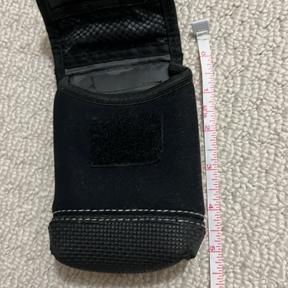 Roots camera case - Picture 7 of 8